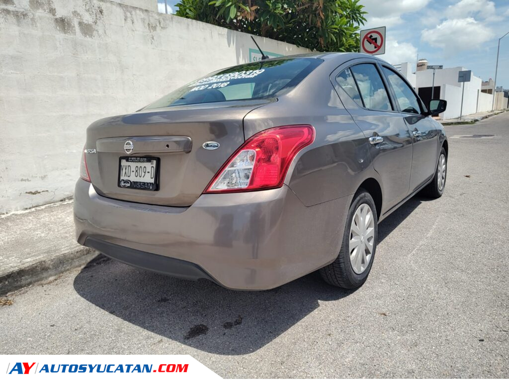 Nissan Versa Sense 2018
