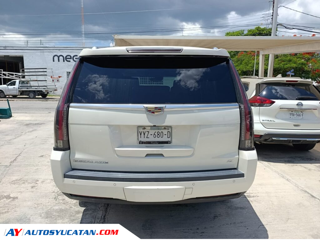 Cadillac Escalade SUV 2015