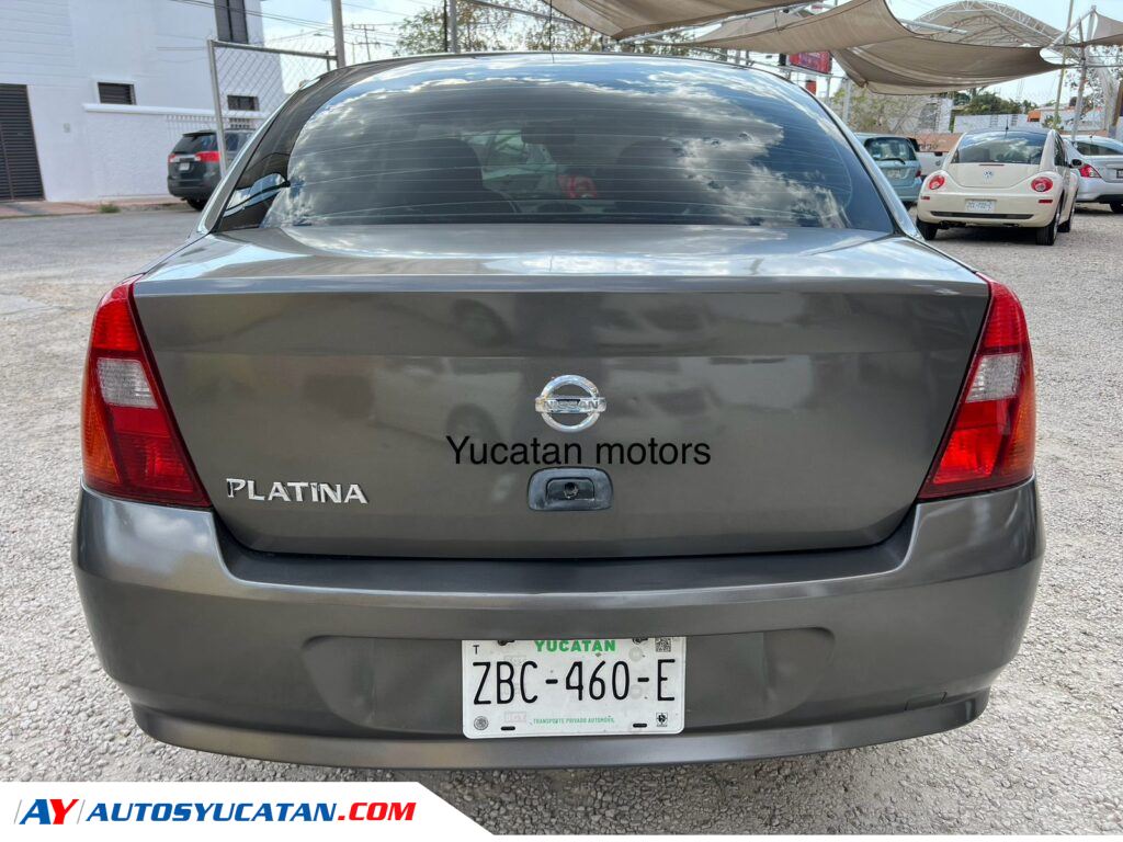 Nissan Platina 2004