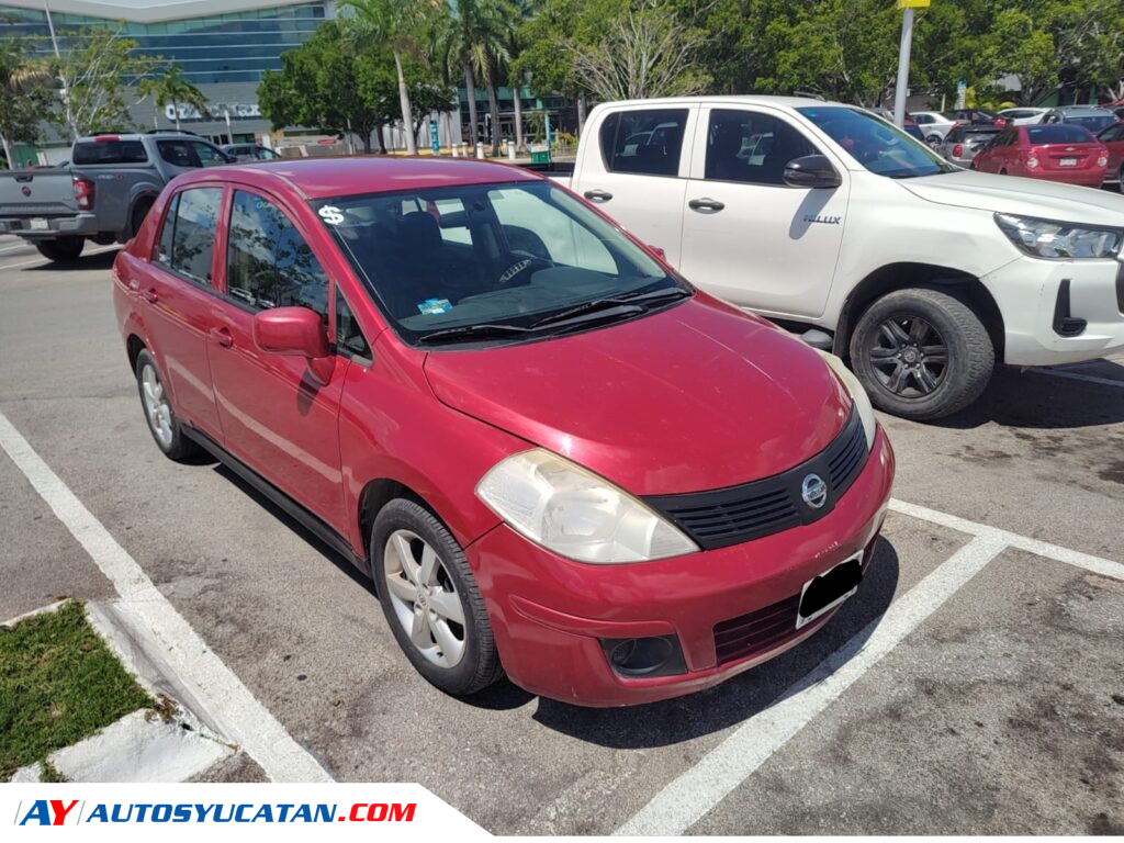 Nissan Tiida Custom 2012