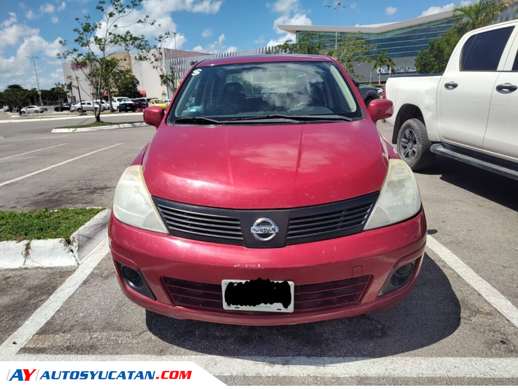 Nissan Tiida Custom 2012