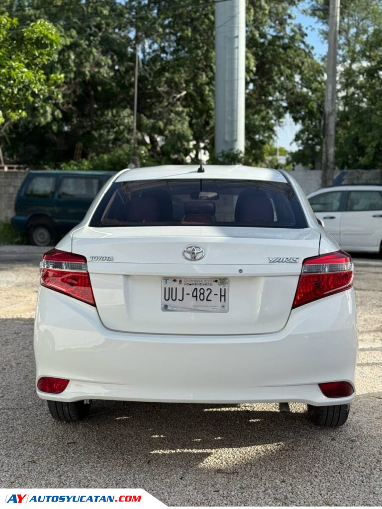 TOYOTA YARIS 2017