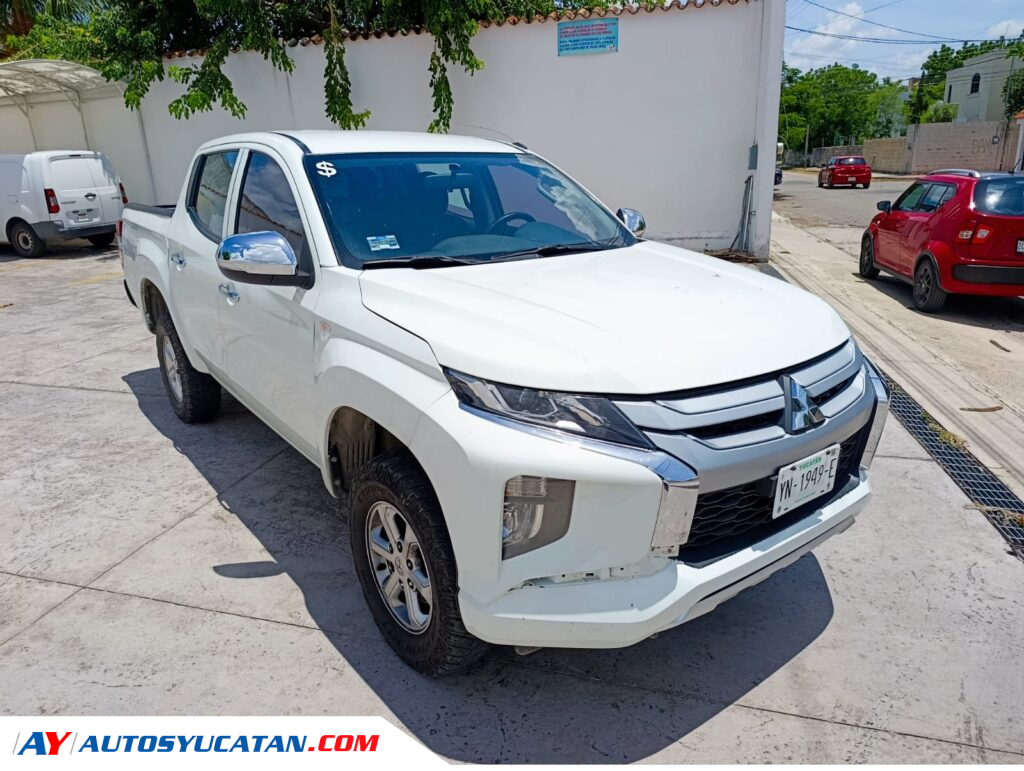 Mitsubishi L200  GLX  Diesel 4x4  2022