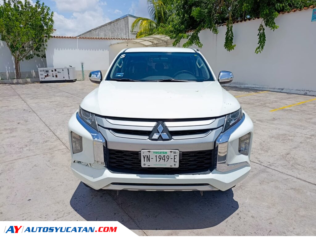 Mitsubishi L200  GLX  Diesel 4x4  2022