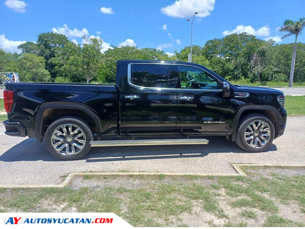 GMC Sierra Denali 2023