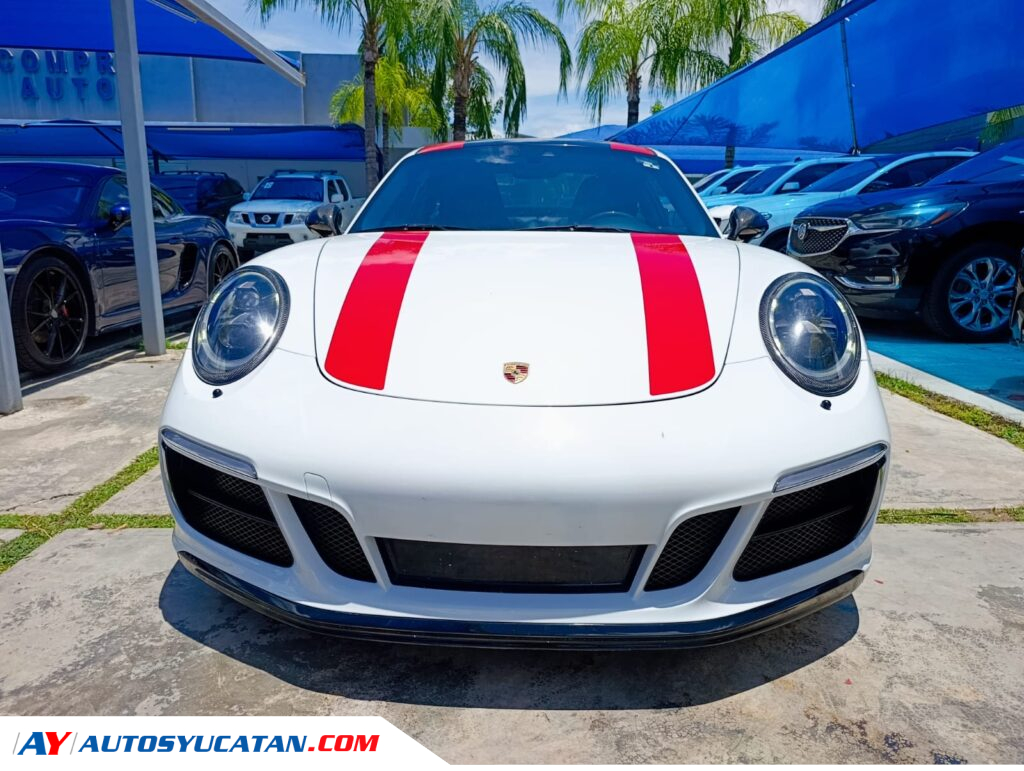 Porsche 911 Carrera 4GTS 2018