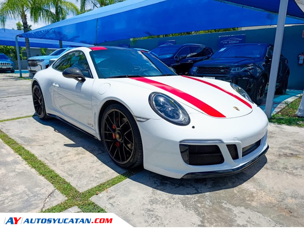 Porsche 911 Carrera 4GTS 2018