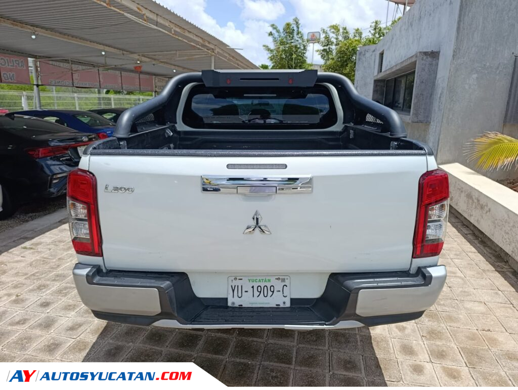 Mitsubishi L200 std 2022