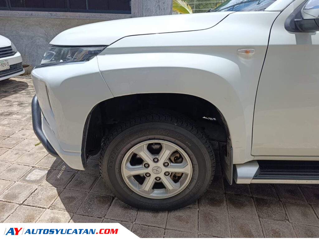 Mitsubishi L200 std 2022