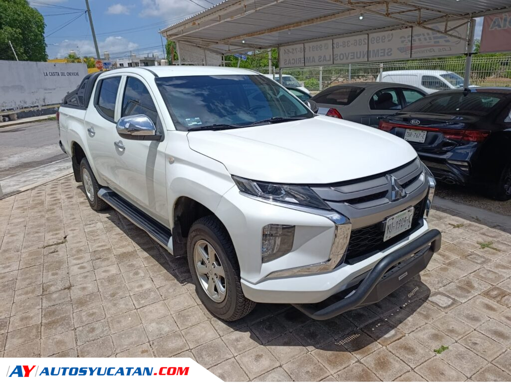 Mitsubishi L200 std 2022