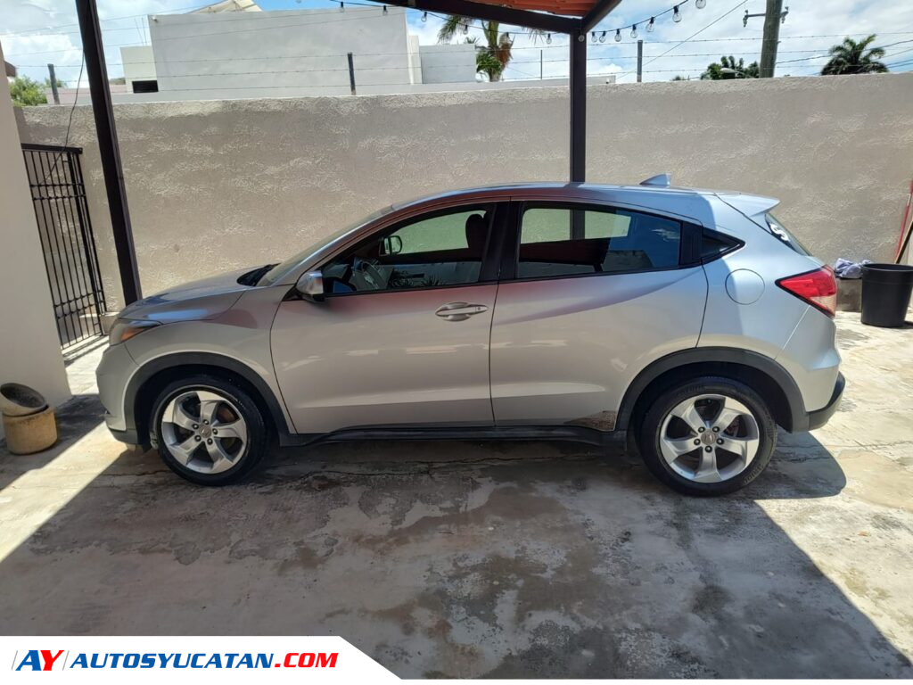 Honda HRV  Uniq CVT 2016