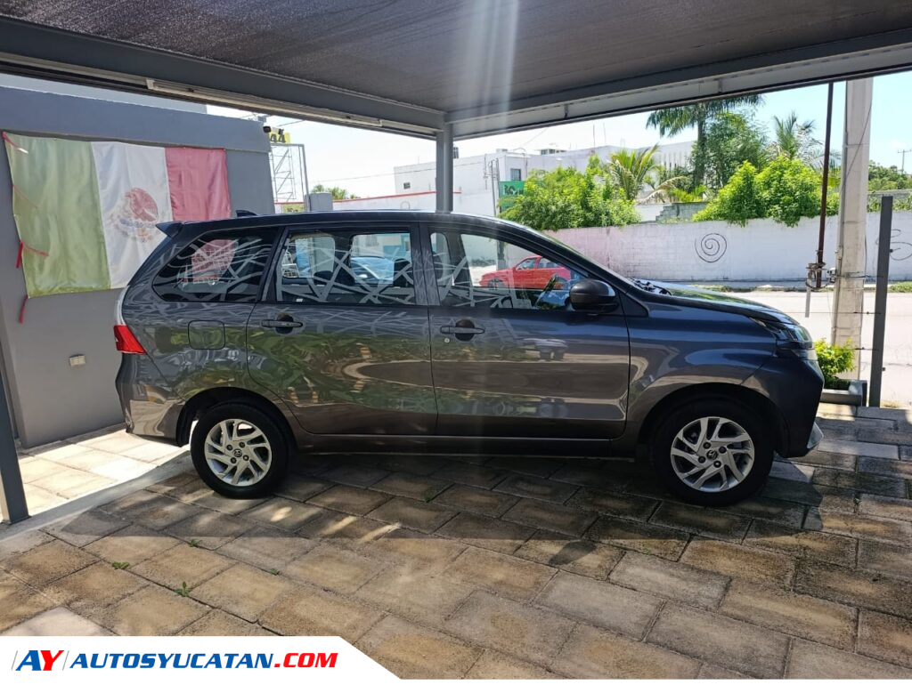 Toyota Avanza XLE 2020