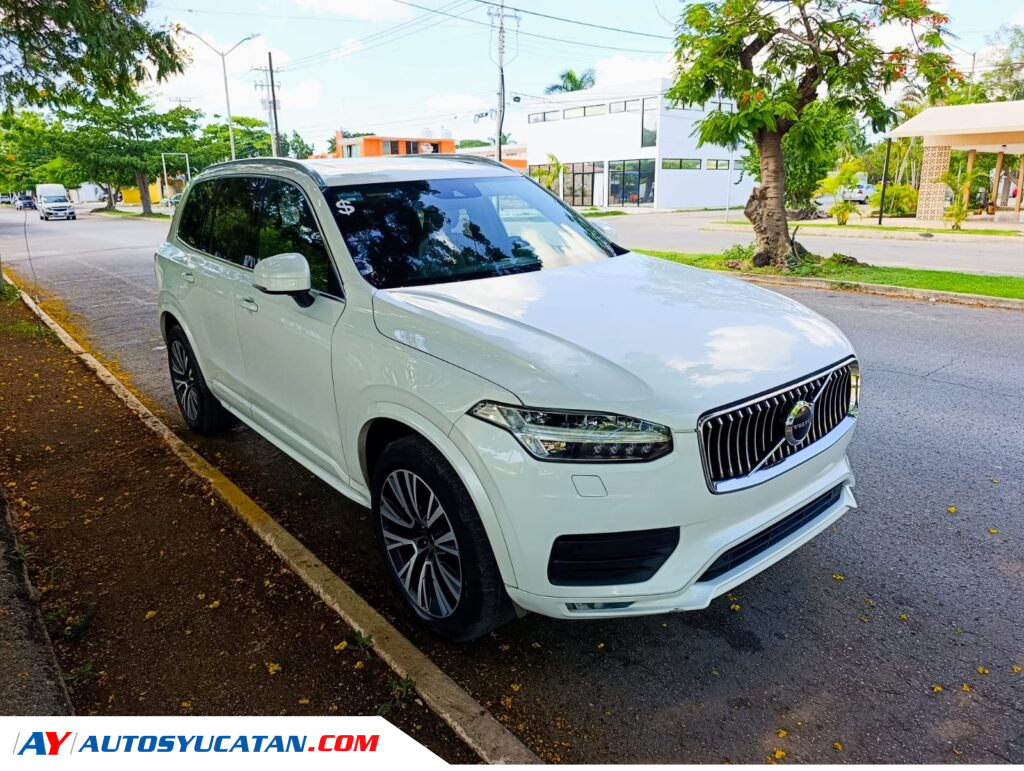 Volvo XC90 Momentum AWD T/A Polestar 2021