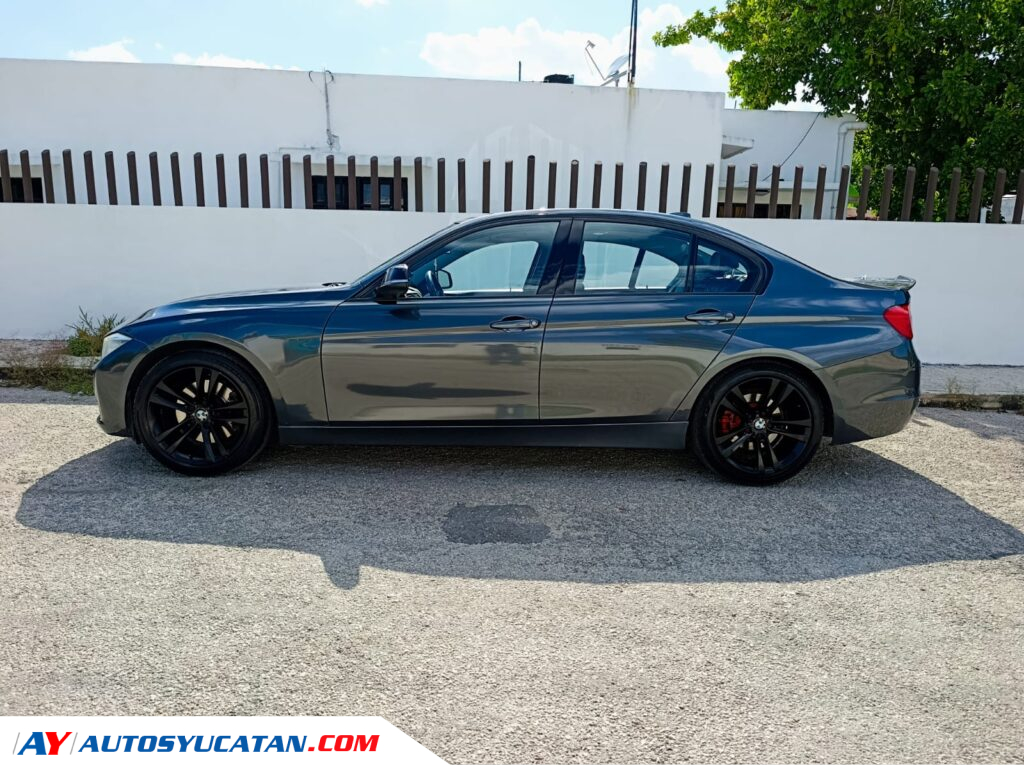 BMW Serie 3 328i Sportline 2013