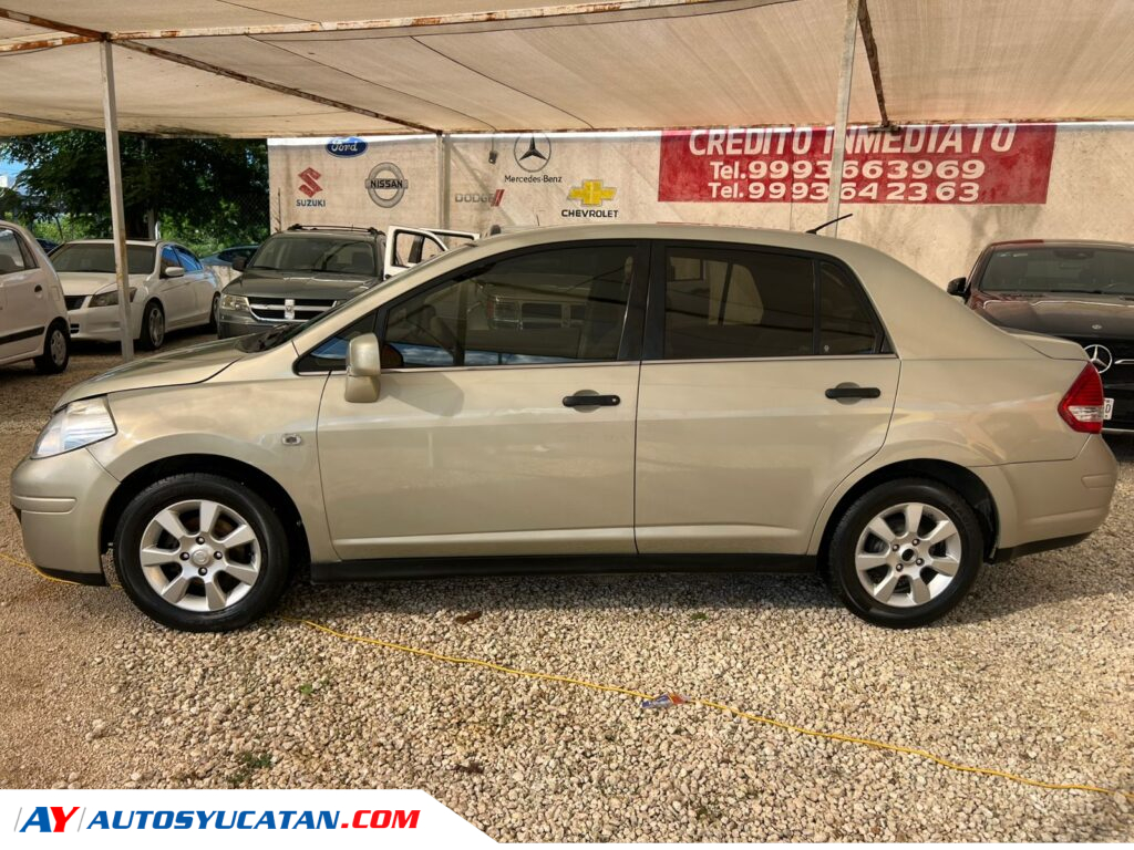 Nissan Tiida 2008