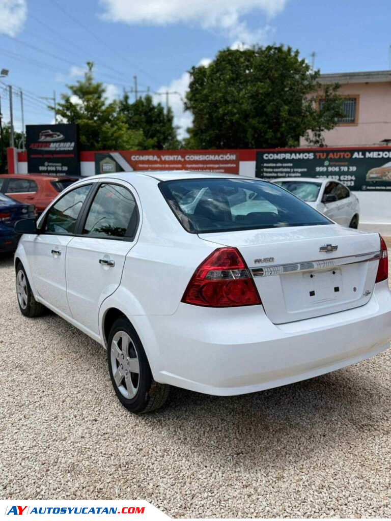 CHEVROLET AVEO LT 2015