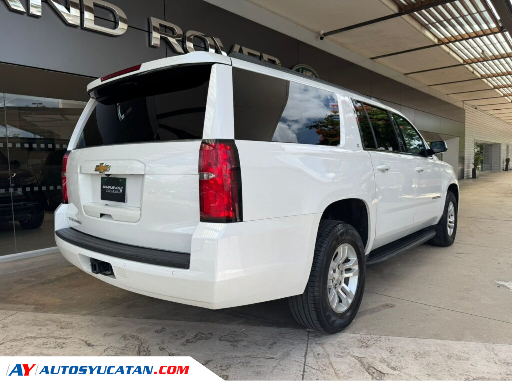 CHEVROLET SUBURBAN LT (2020)