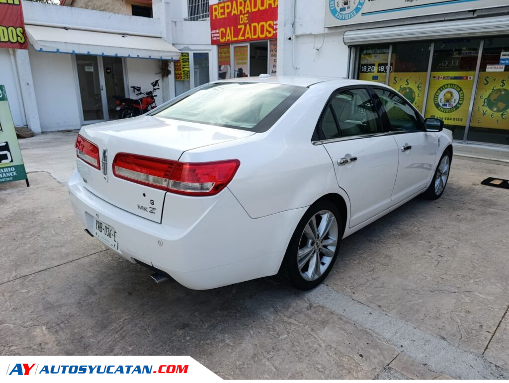 Lincoln MKZ 2011
