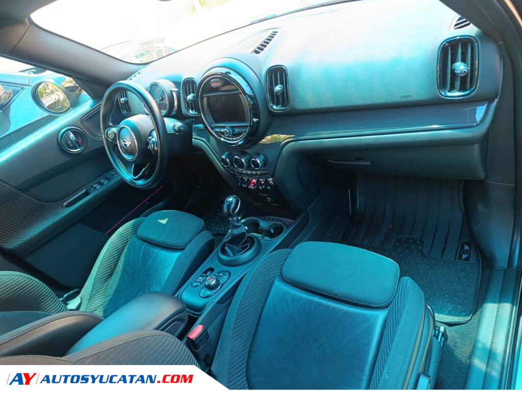 MINI Cooper Countryman 2018