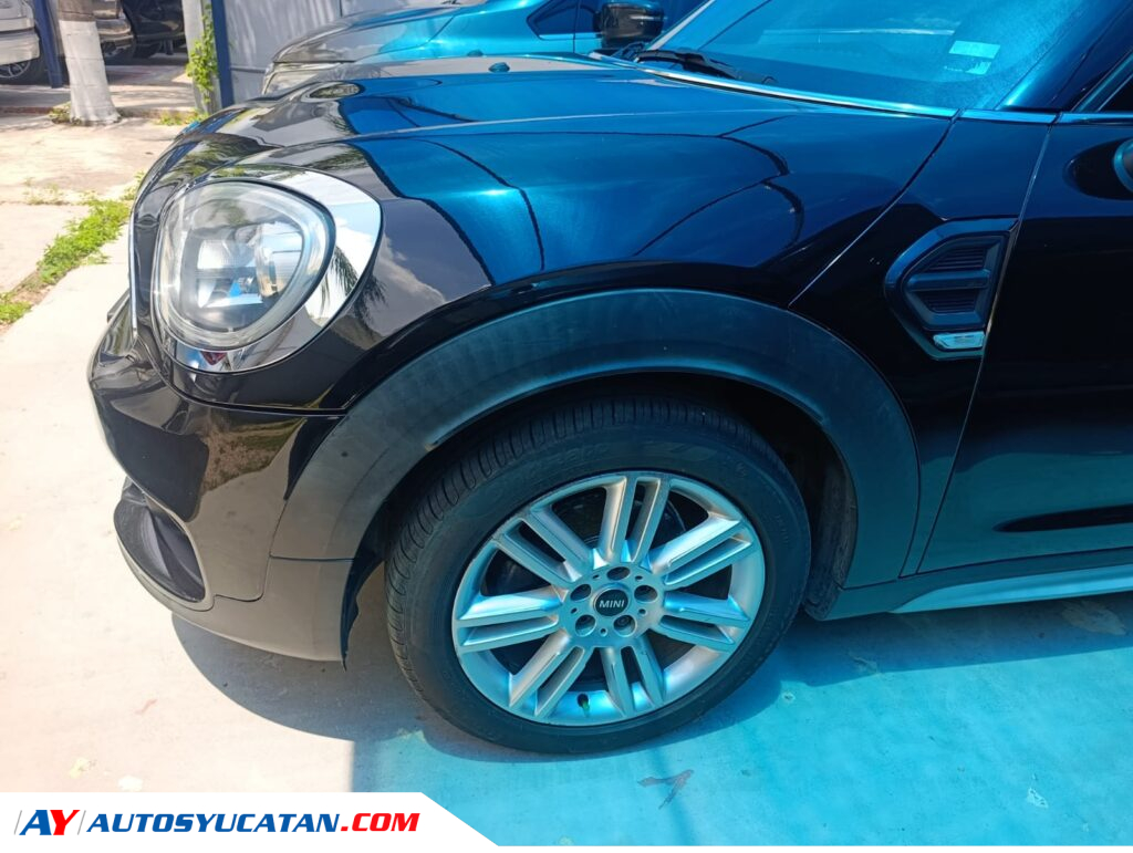 MINI Cooper Countryman 2018