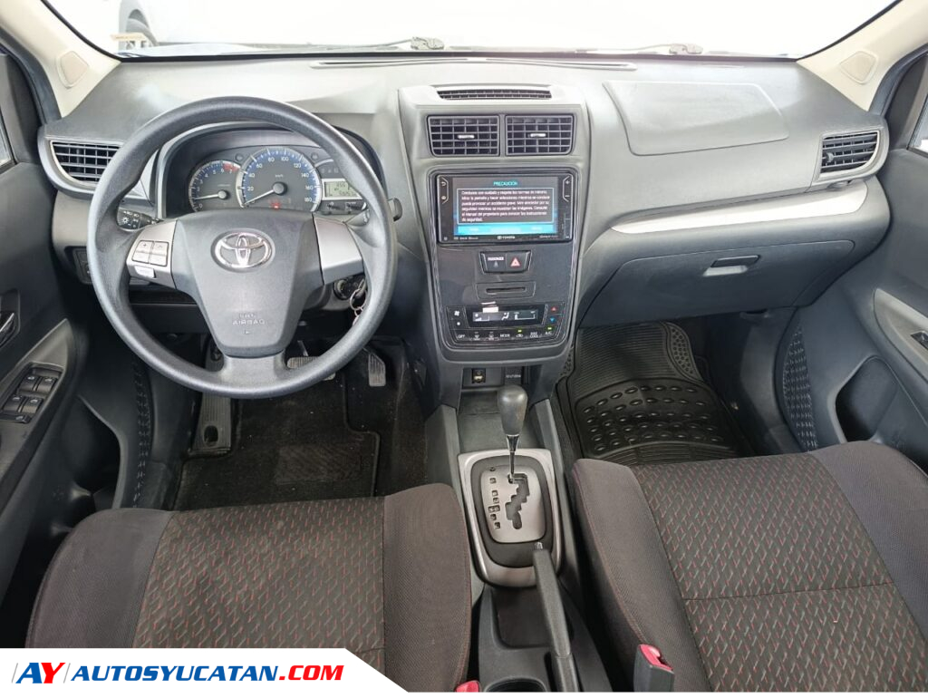 Toyota Avanza XLE automático 2020