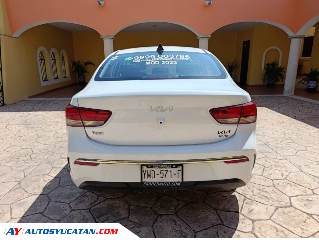 Kia Rio LX Sedan 2023