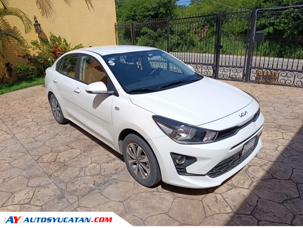 Kia Rio LX Sedan 2023