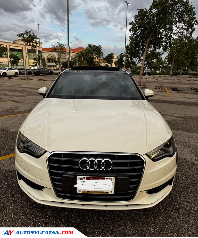 Audi A3 Sedan Attraction Plus 1.8 TFSI 180HP S Tronic / Techo de Cristal Panorámico 2015