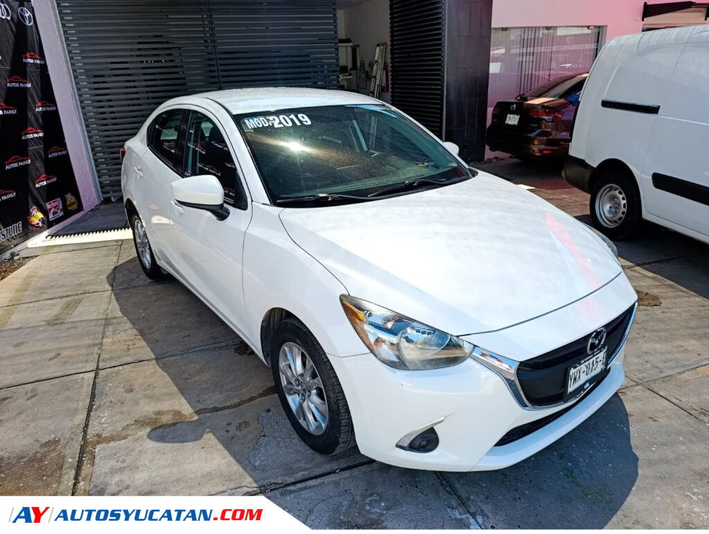 Mazda 2 2019