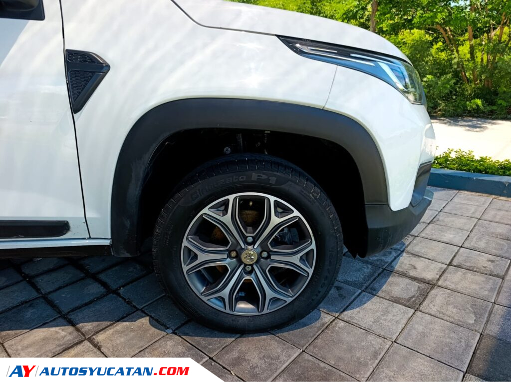 RAM 700 Laramie 2024