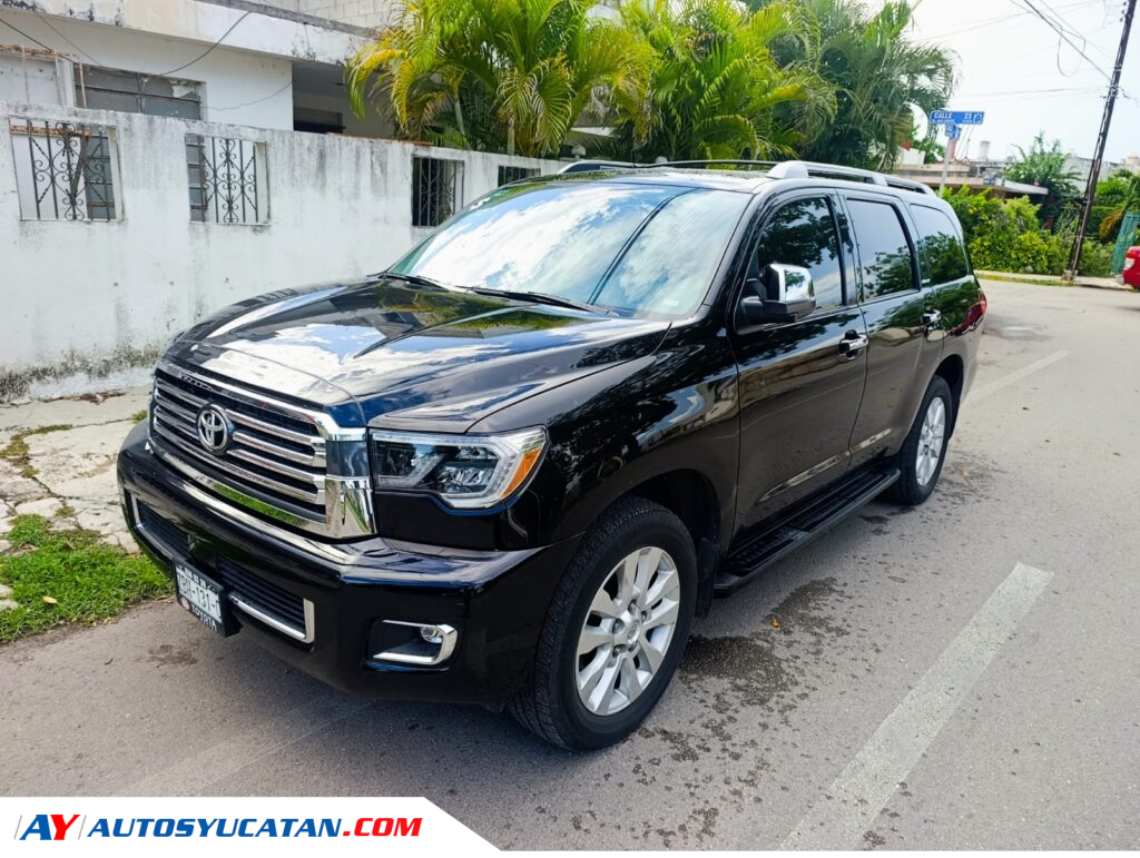 Toyota Sequoia Platinum 2020 - 7 Pasajeros - 23,000 Km