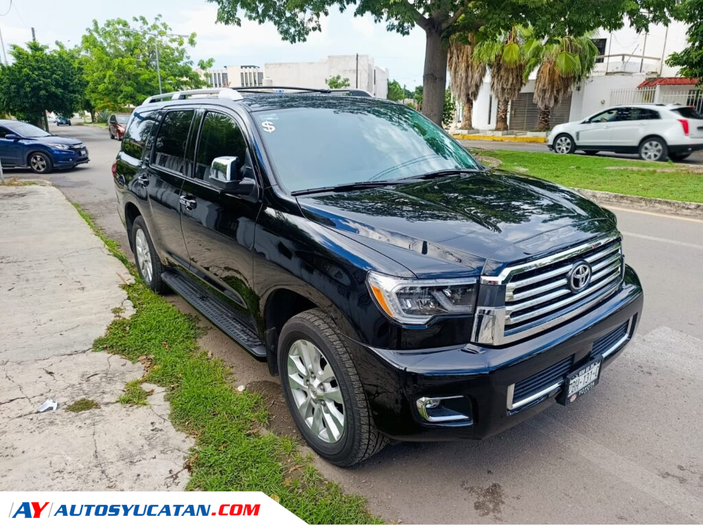 Toyota Sequoia Platinum 2020 - 7 Pasajeros - 23,000 Km
