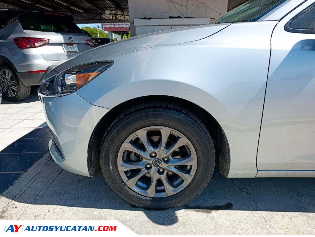 Mazda 2 Automático 2023