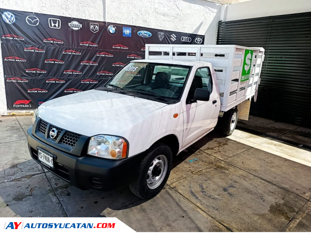 Nissan NP300 Estacas 2015