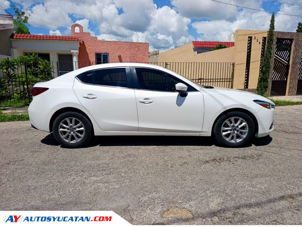 Mazda 3 Sedan 2017