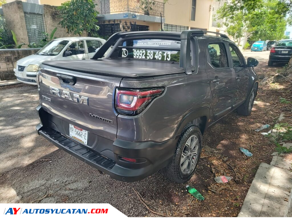 Dodge RAM 700 Laramie 2024