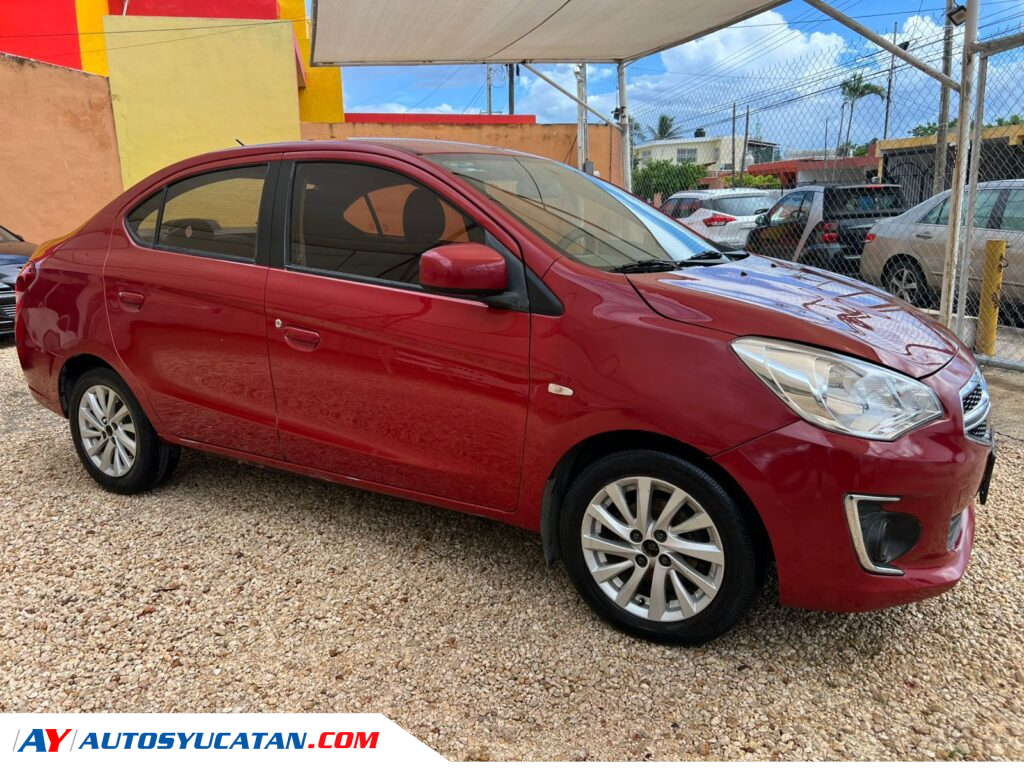 Dodge Attitude SXT 2016