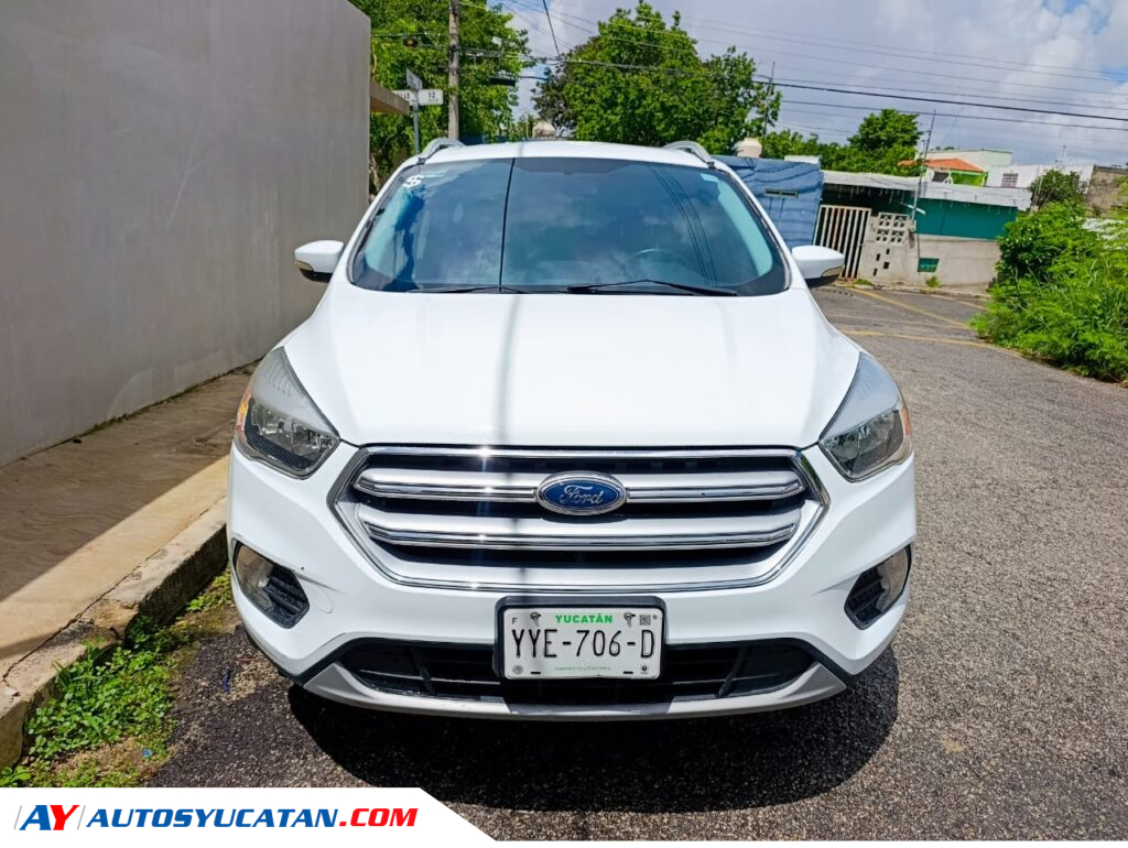 Ford Escape Trend Advance 2017