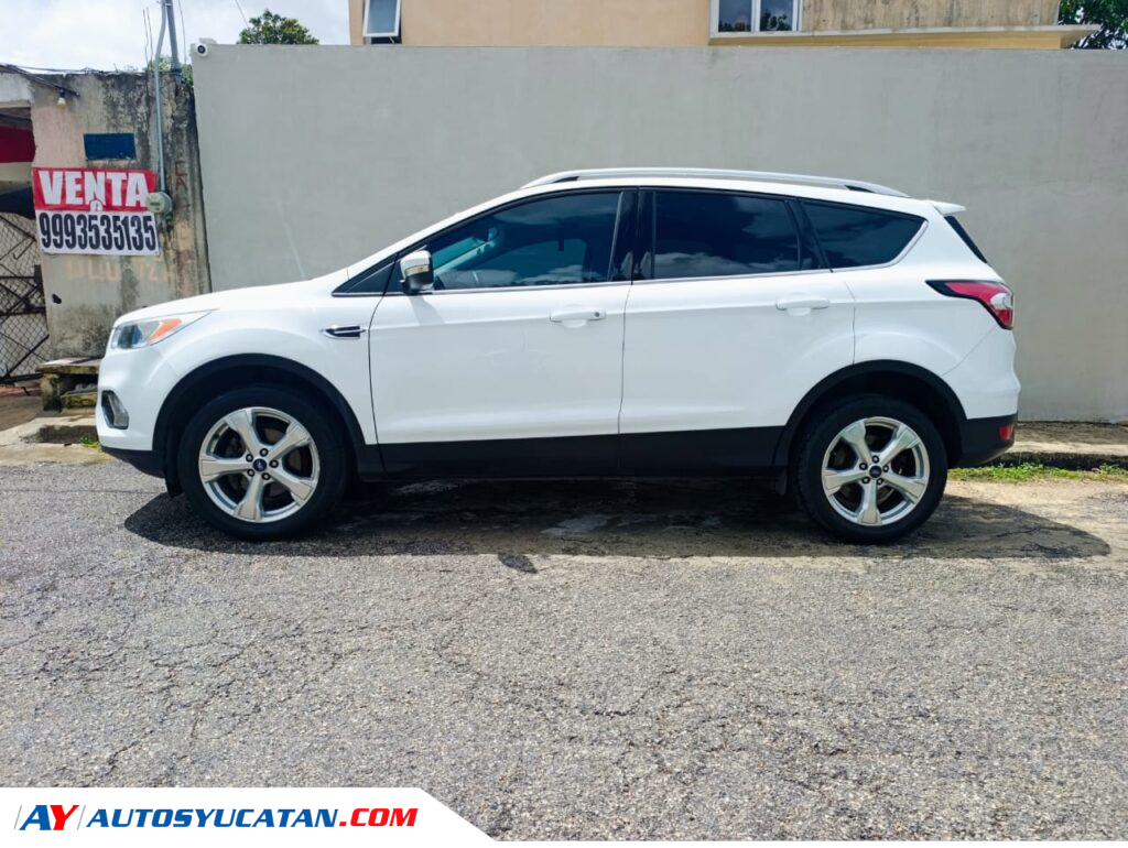 Ford Escape Trend Advance 2017