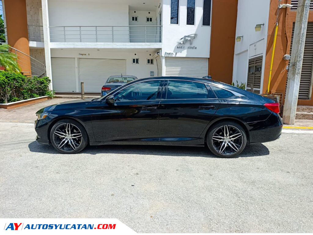 Honda Accord Touring 2021