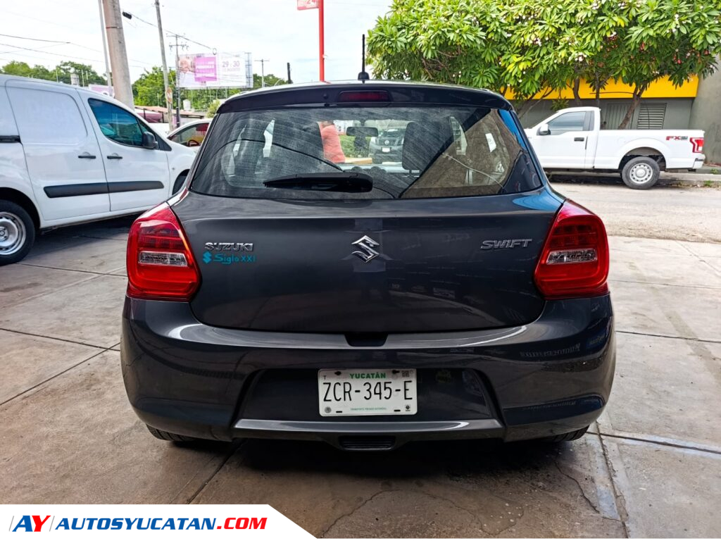 Suzuki Swift GLS STD 2023