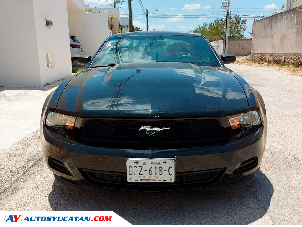 Ford Mustang V6 Coupe 2012