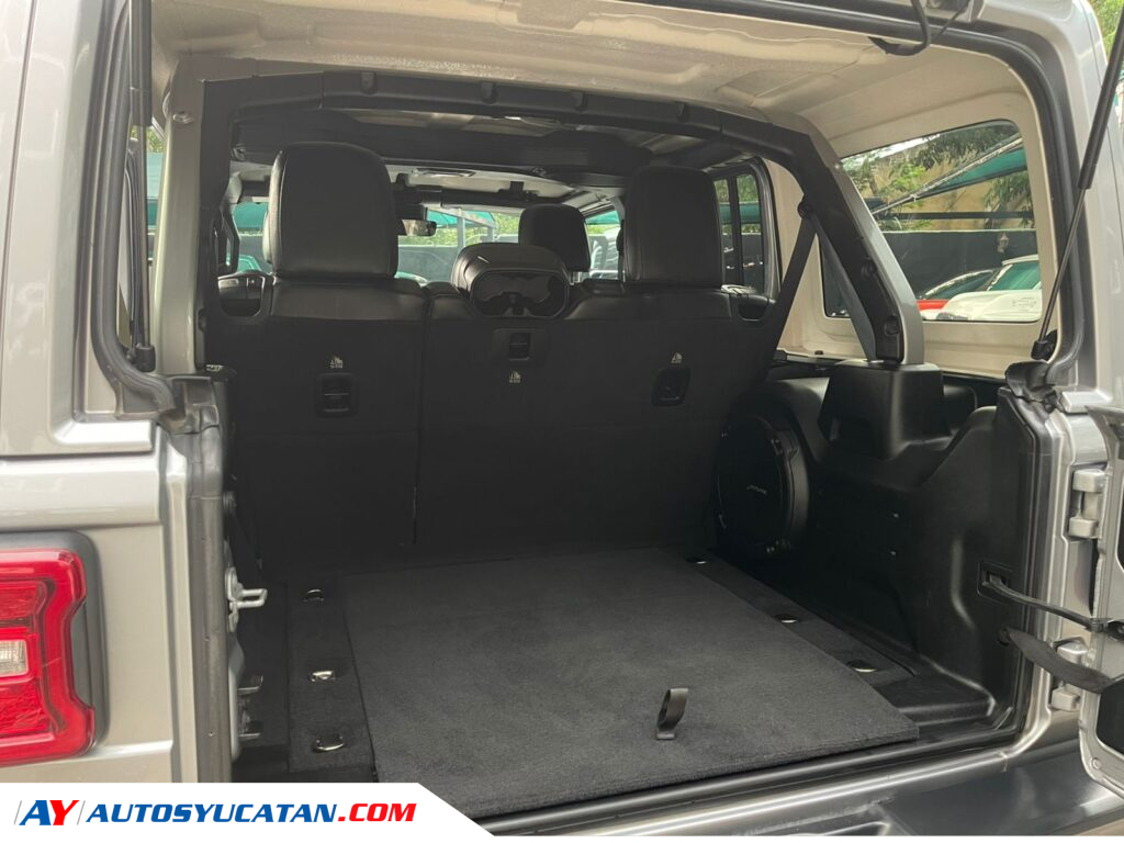 Jeep Wrangler Sahara Unlimited 2020