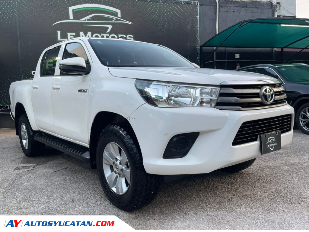 Toyota Hilux SR 2018