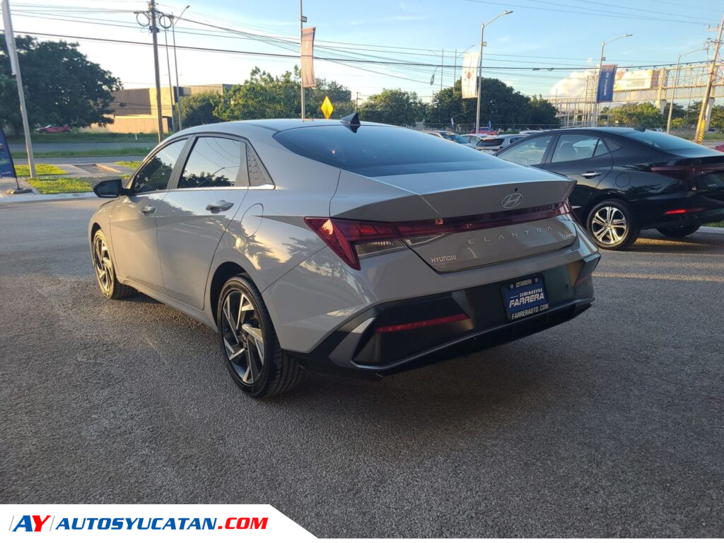 ELANTRA LIMITED TECH 2024