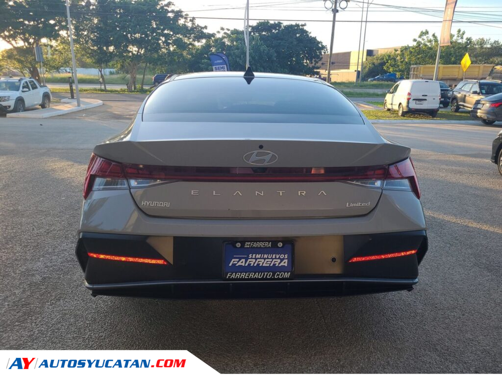 ELANTRA LIMITED TECH 2024