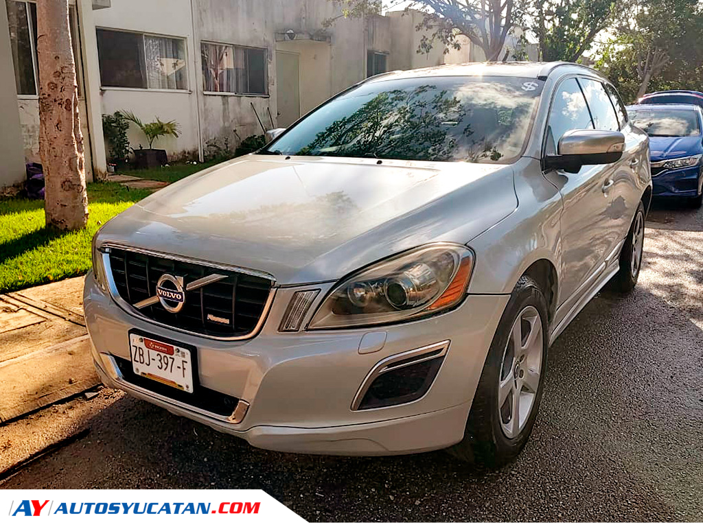 Volvo XC60 R Design Turbo  2013