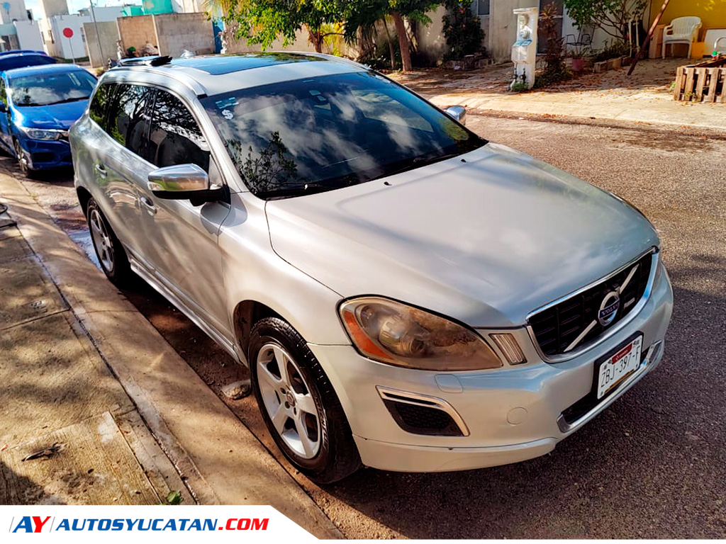 Volvo XC60 R Design Turbo  2013