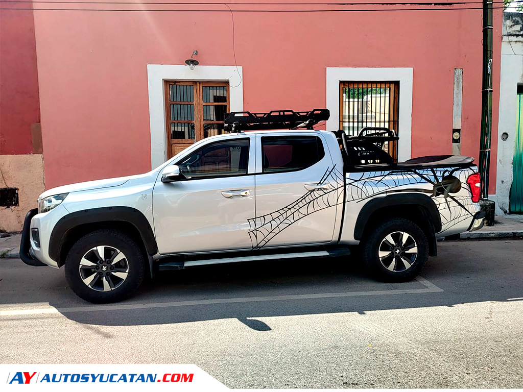 Peugeot Landtrek Allure 4cil 4x2 2,4L Pick Up 2021