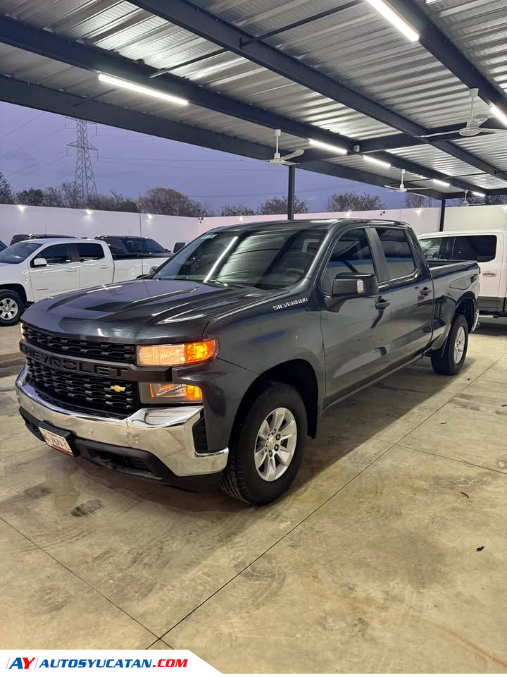 CHEVROLET SILVERADO LT 2500 2019
